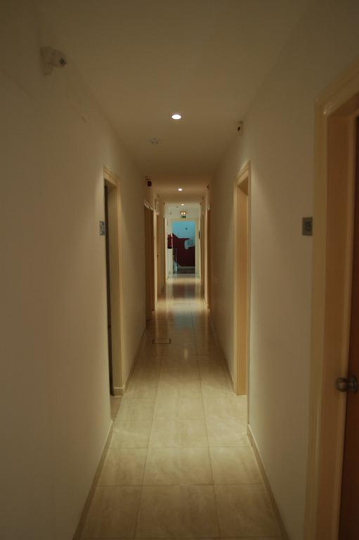 Residencial Castromira Apartment Lisbon Exterior photo